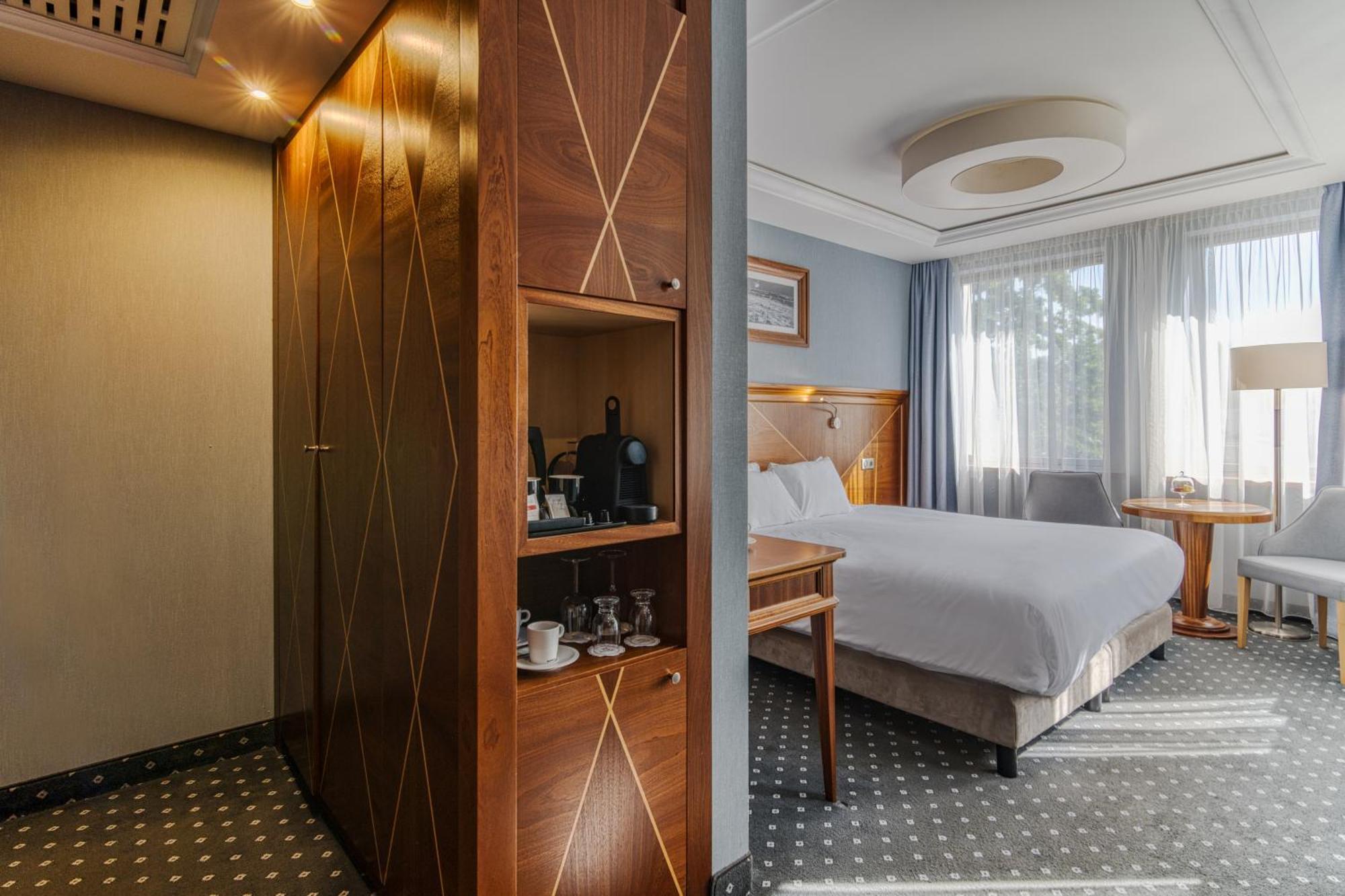 Haffner & - Destigo Hotel 5*
